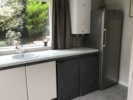 Luxury Tek Büyük Yataklı Oda, Banyolu/Duşlu (Garden room kitchenette)