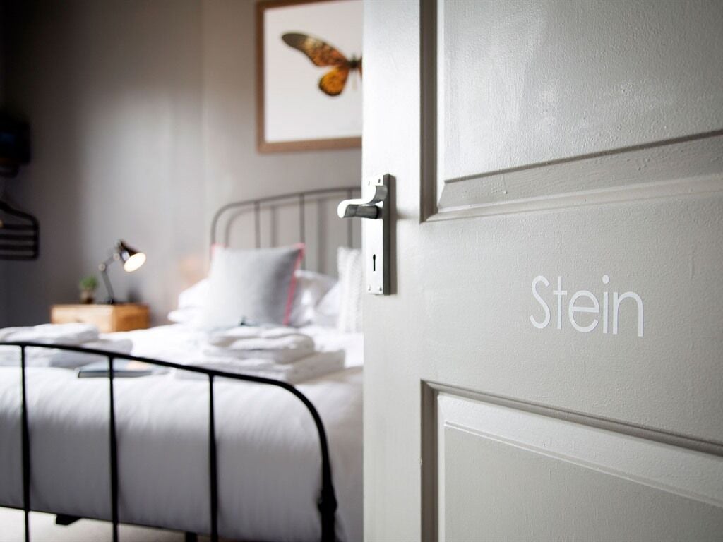 Doppelzimmer, mit Bad, Gartenblick (Empire)