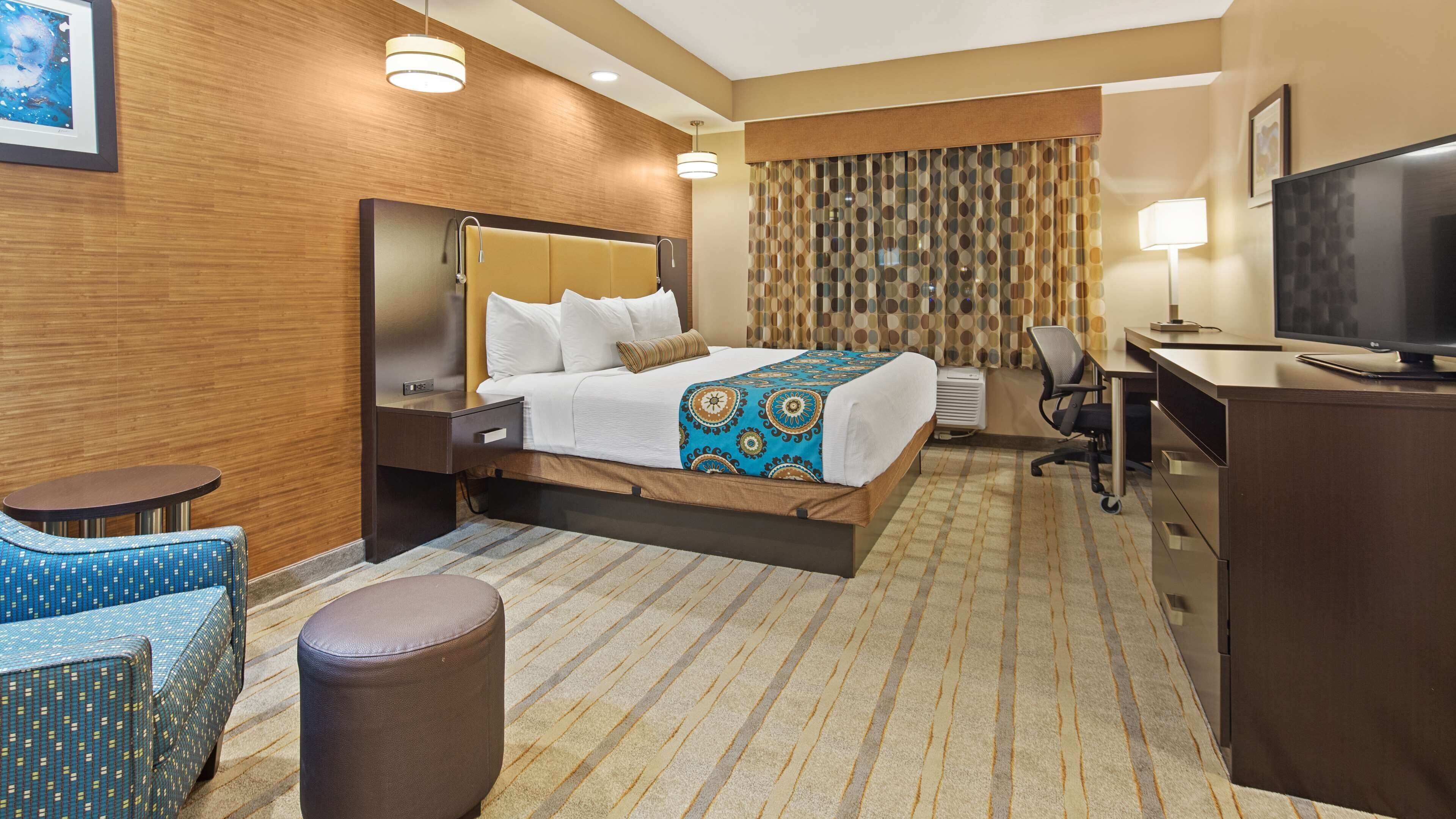 Surmatelas, coffres-forts dans les chambres, bureau