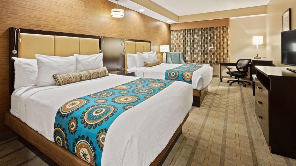 Surmatelas, coffres-forts dans les chambres, bureau