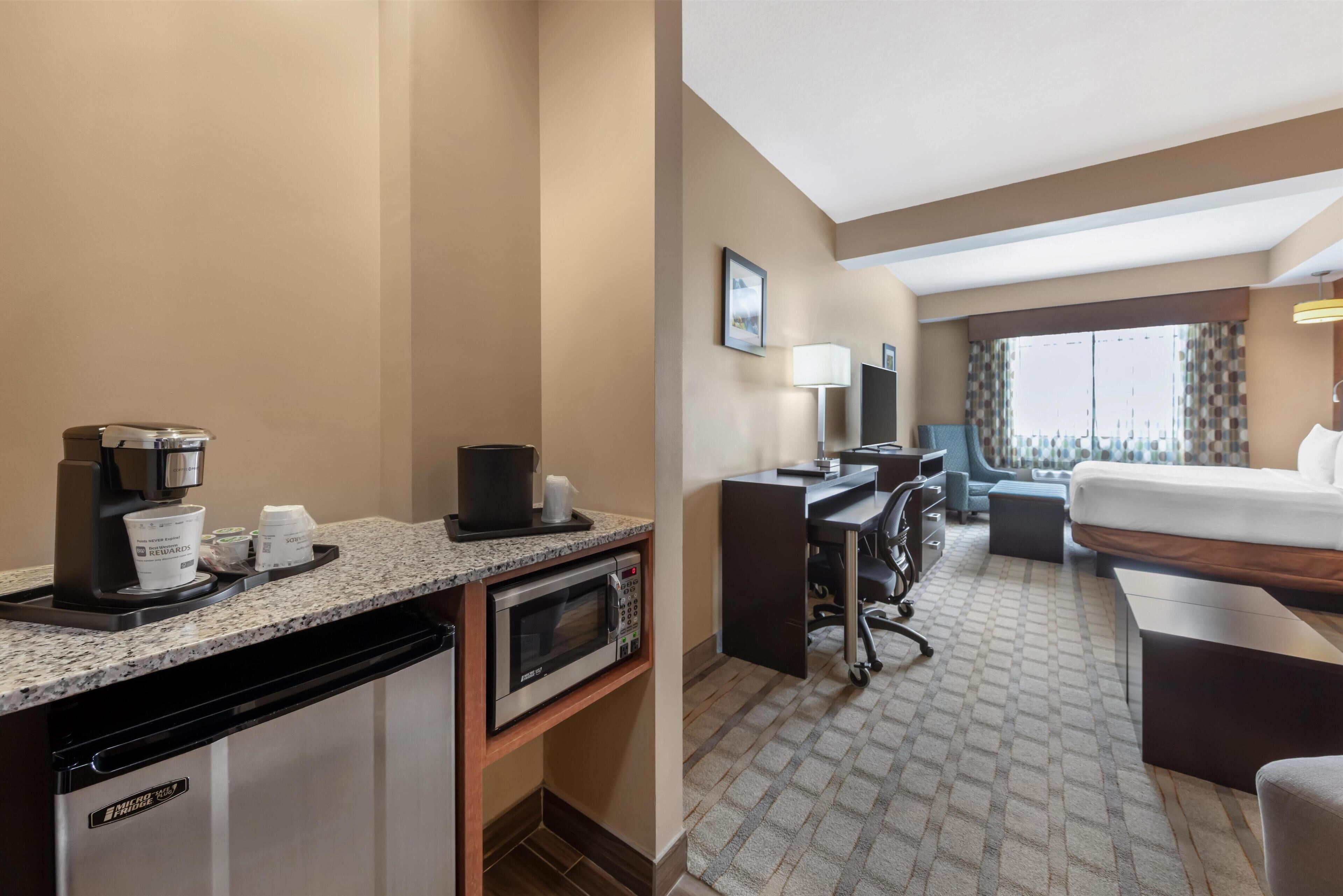 Pillow-top beds, in-room safe, desk, soundproofing