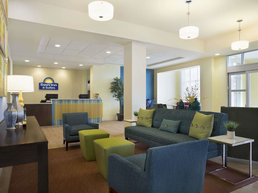 Área de estar no saguão