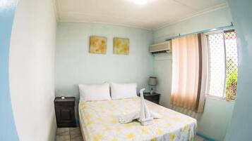 Free WiFi, bed sheets