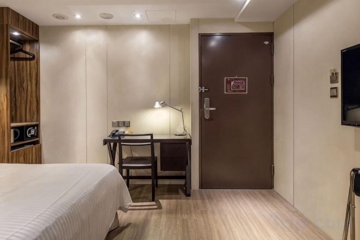 Hochwertige Bettwaren, Select-Comfort-Betten, kostenlose Minibar