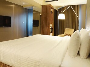 Deluxe Suite, Higher Floor  | View from room - Hotel Relax (Taipei)