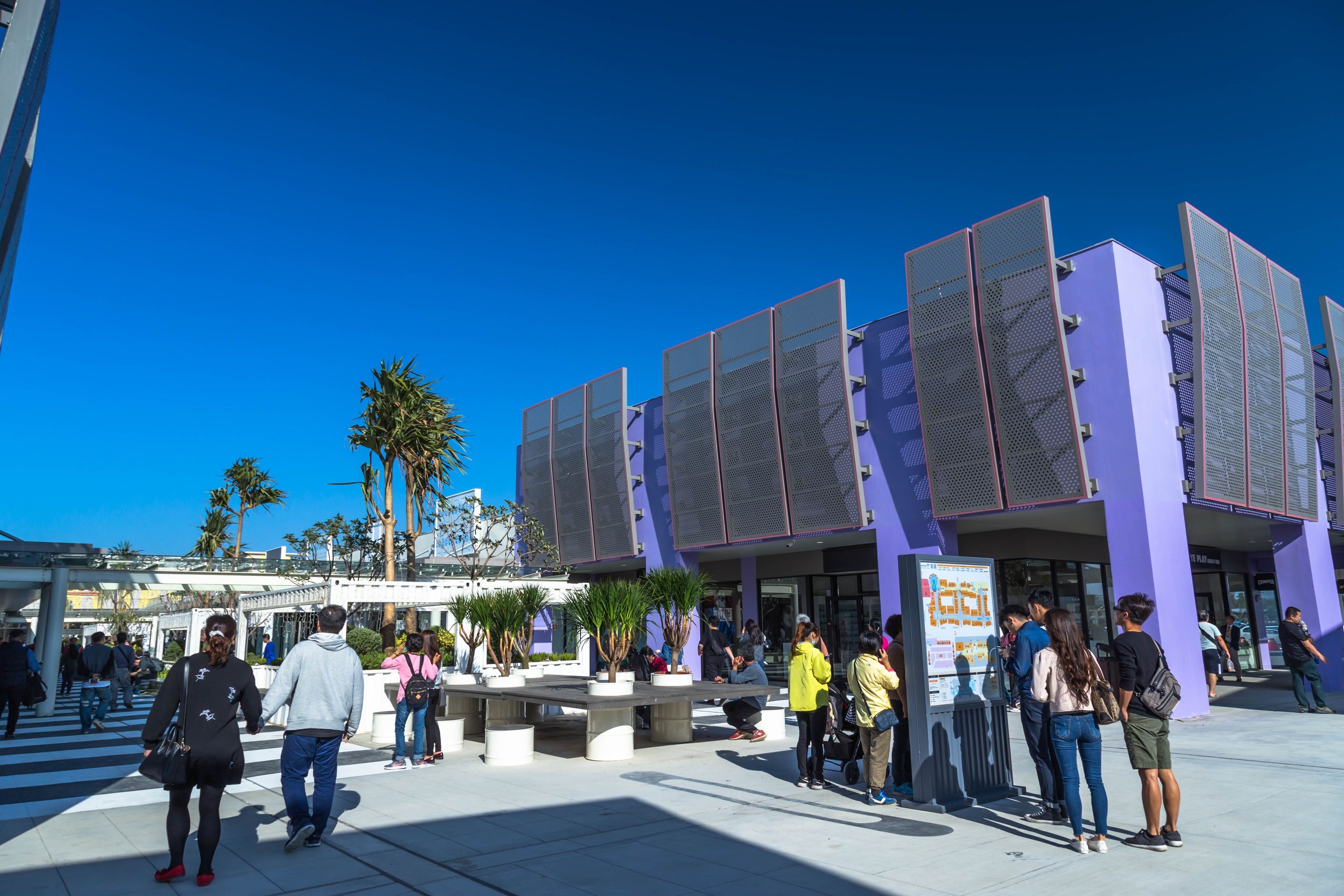 shopping centre shuttle