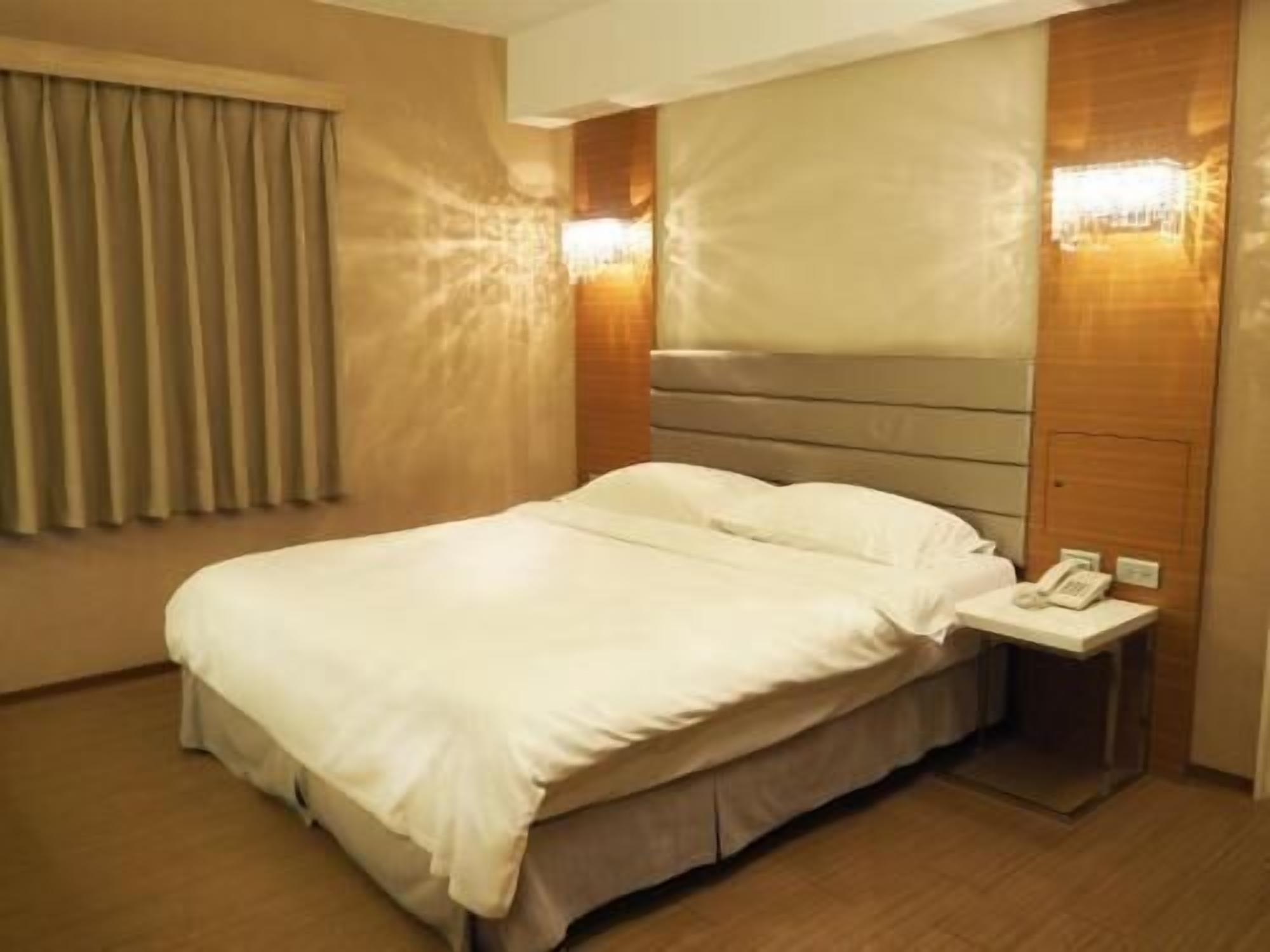 Down comforters, minibar, desk, blackout drapes