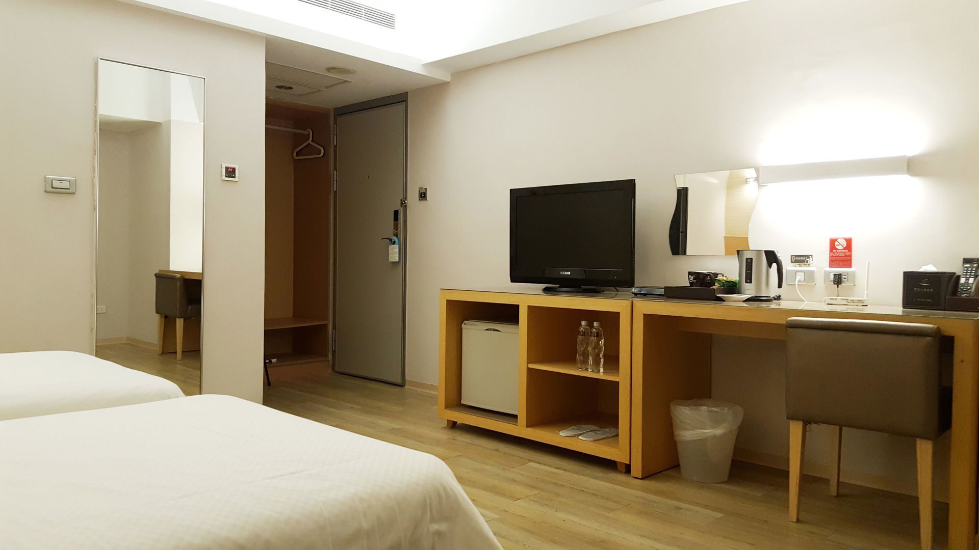 Down comforters, minibar, desk, blackout drapes