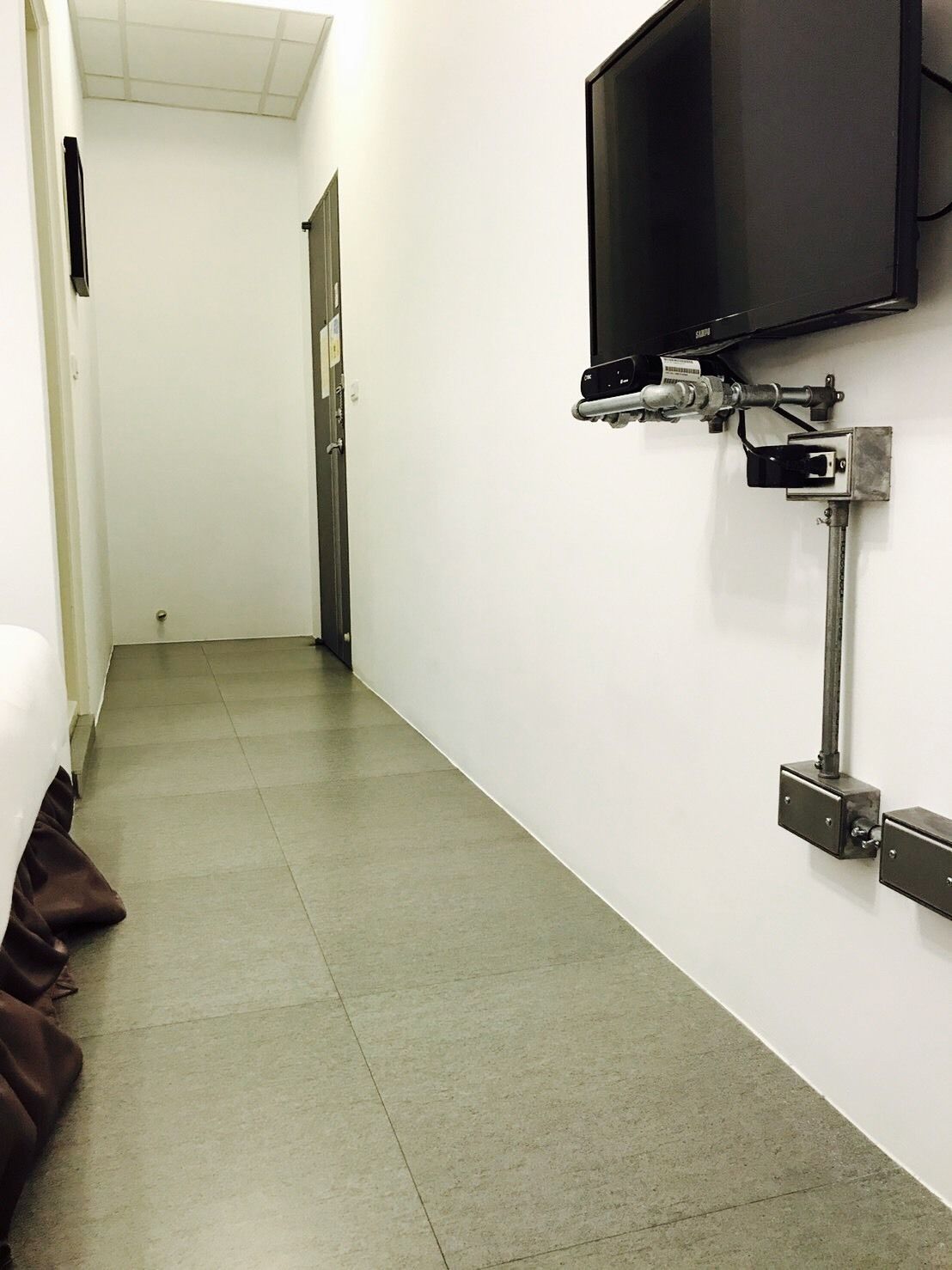 classic double room | individually decorated, individually furnished, desk, blackout curtains