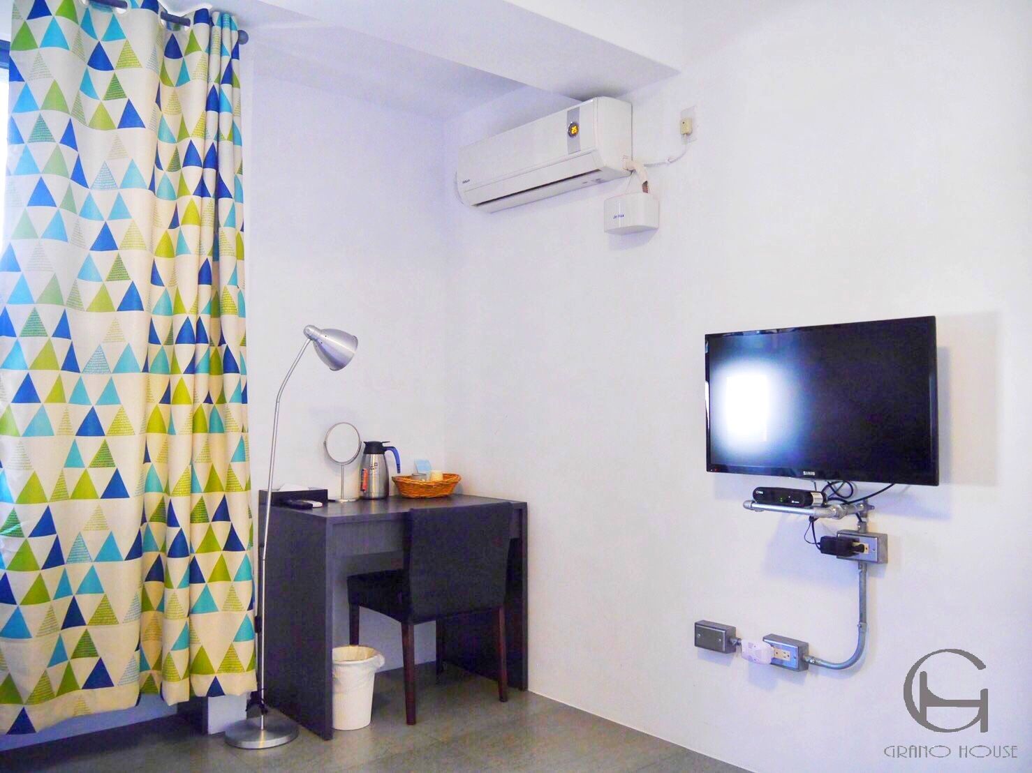 deluxe twin room | individually decorated, individually furnished, desk, blackout curtains