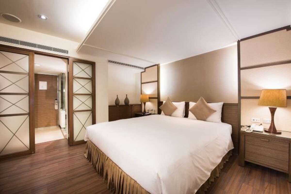 In-room safe, desk, blackout curtains, iron/ironing board (on request)