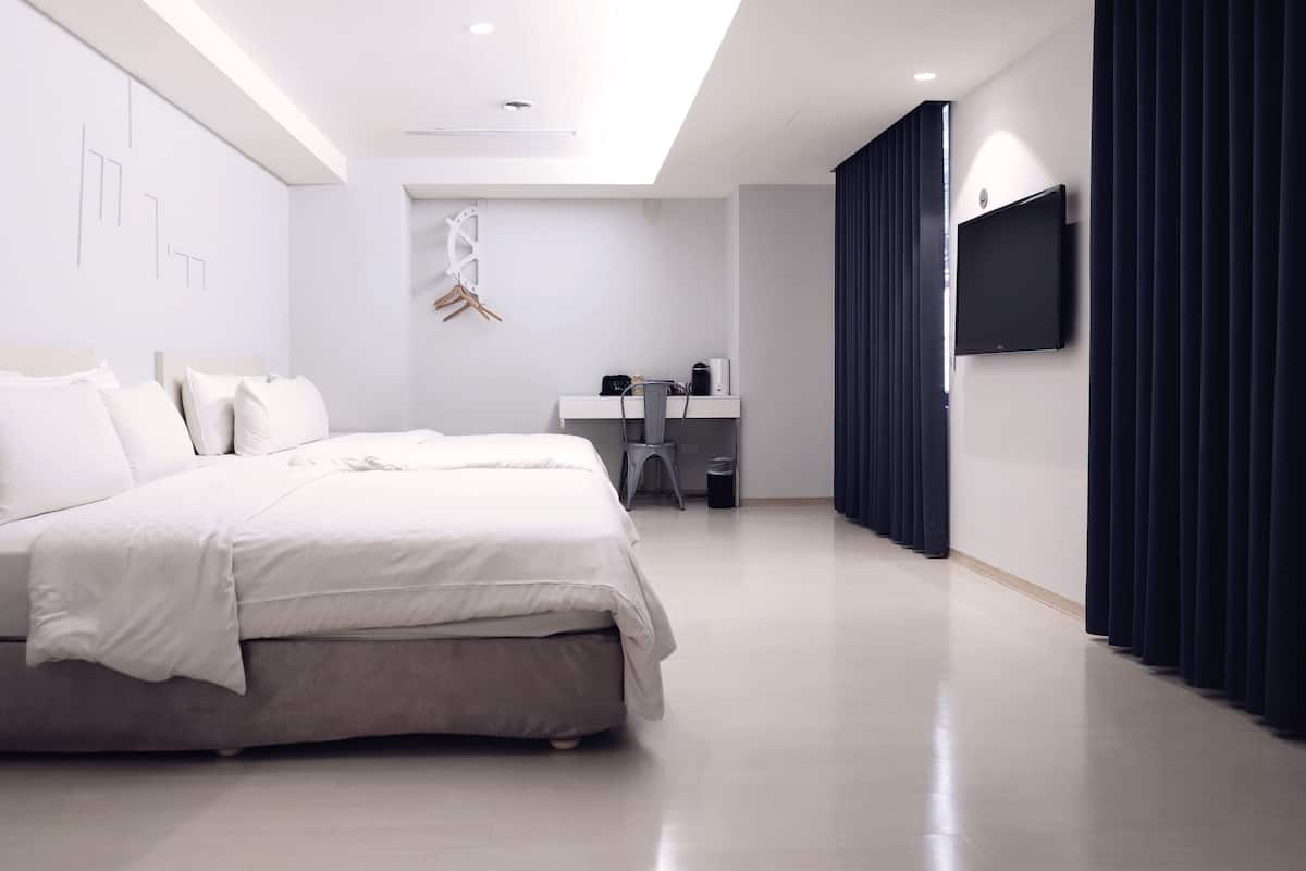 Deluxe Quadruple Room, 2 Double Beds