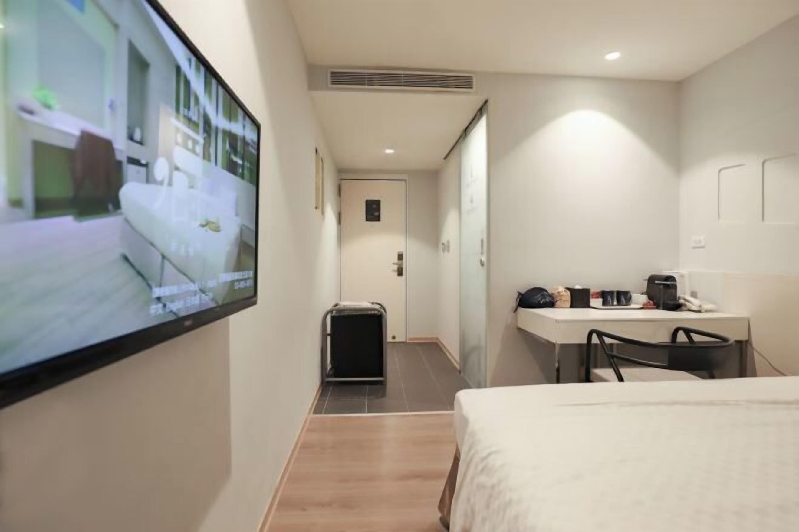 1 間臥室、高級寢具、書桌、隔音