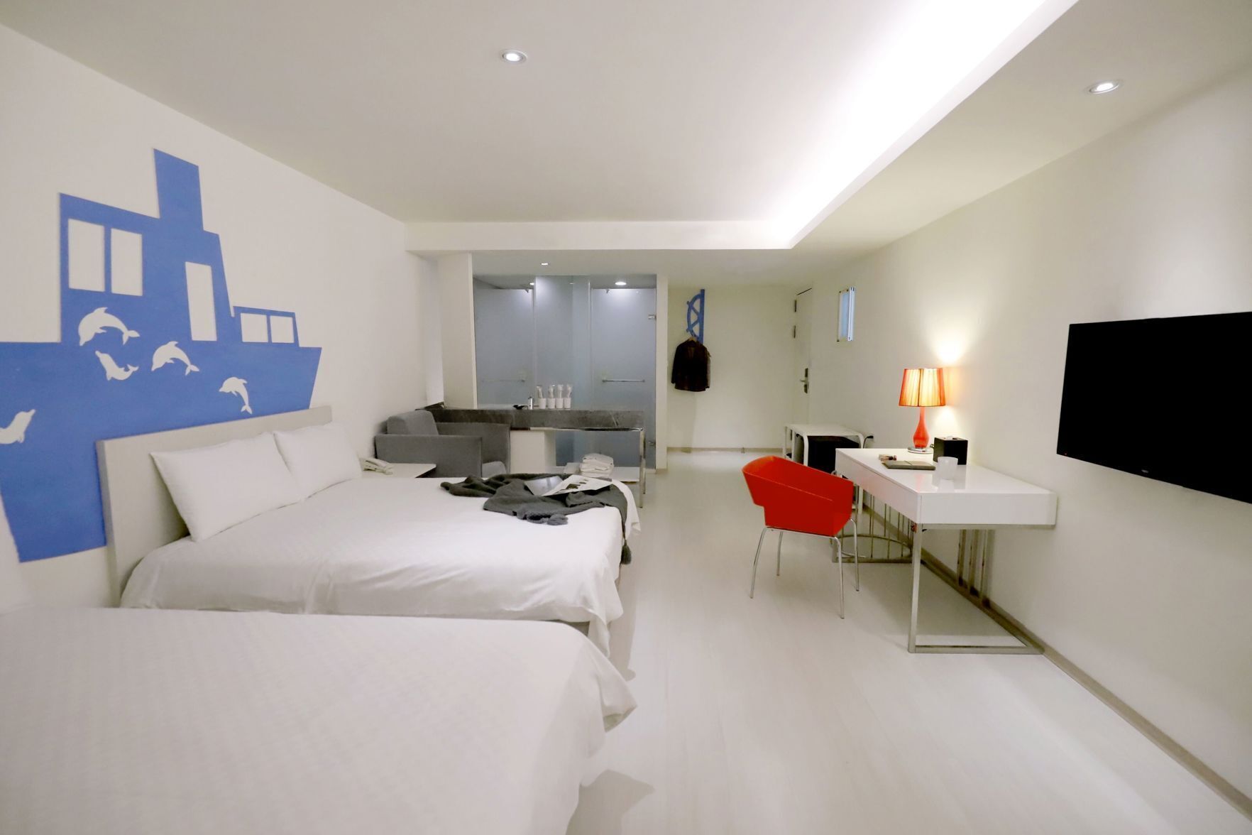 1 soverom, sengetøy av topp kvalitet, skrivebord og lydisolert