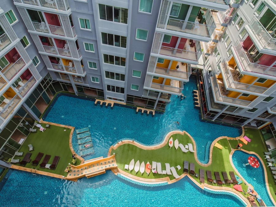 2 Bedroom Suite - Pool View | Vista do quarto