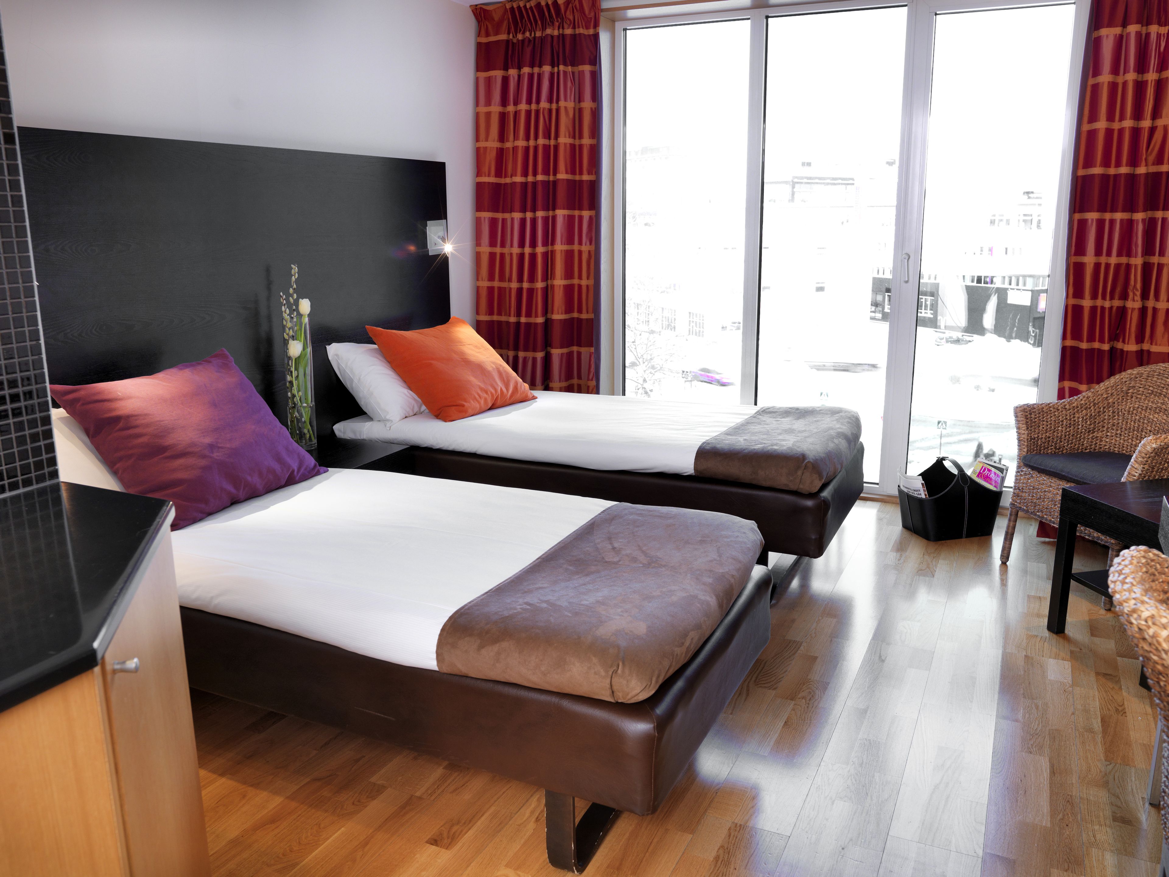 1 bedroom, pillow-top beds, in-room safe, desk