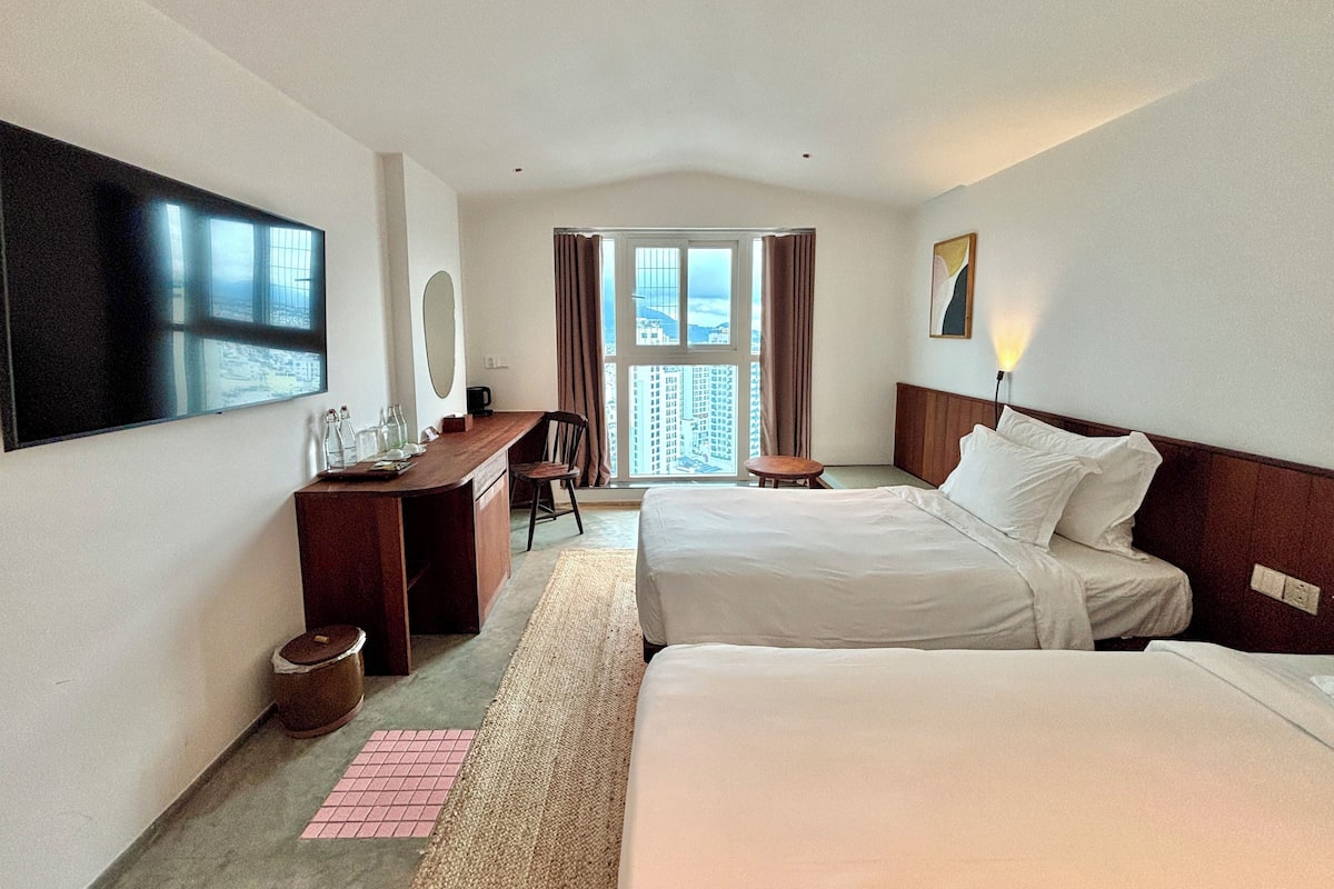 Rustic City View Twin Room | 1 bedroom, down comforters, minibar, in-room safe