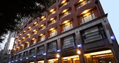 Hotel j Metropolis