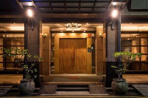 Fachada de la propiedad