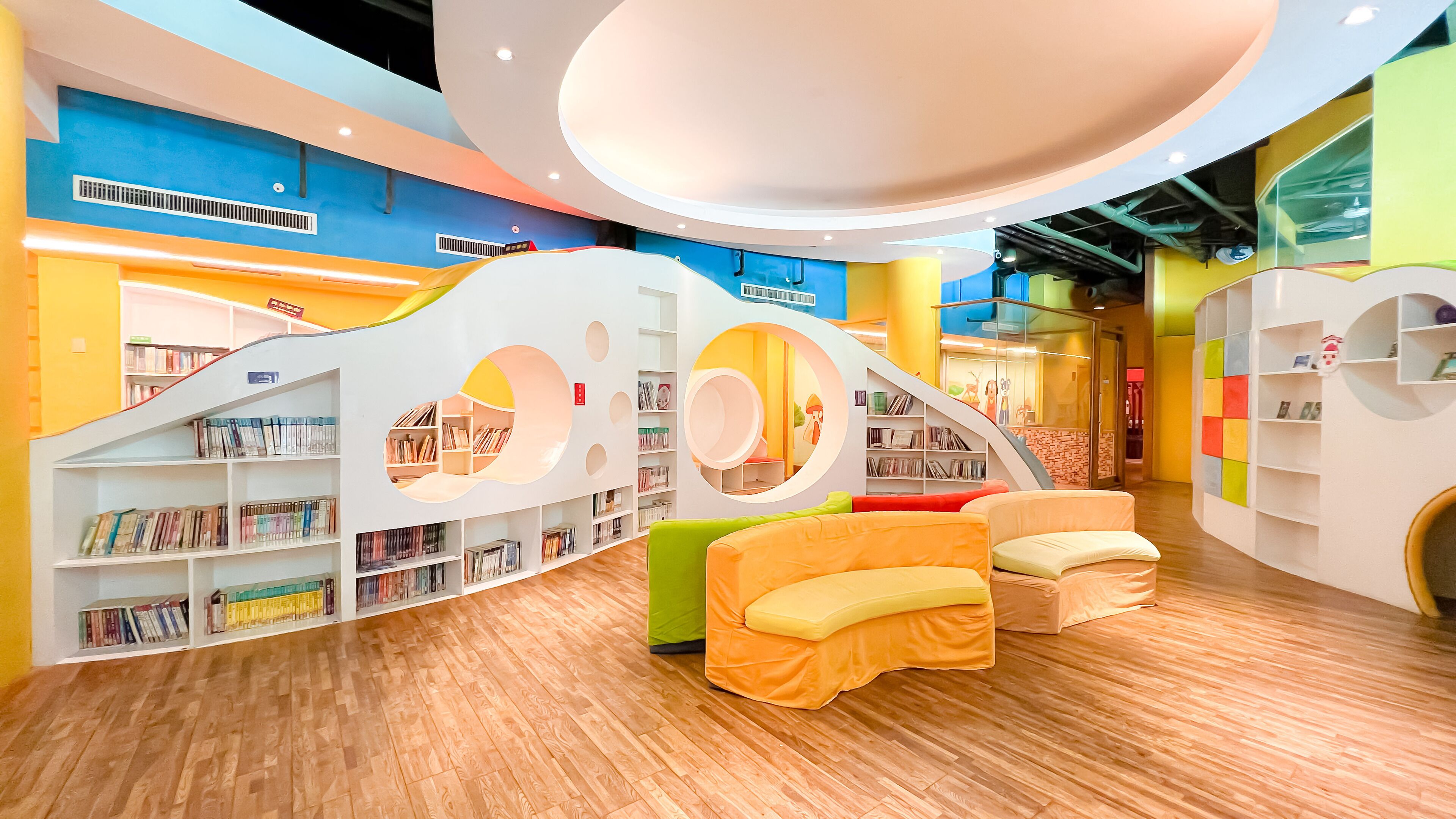 children’s play area – indoor