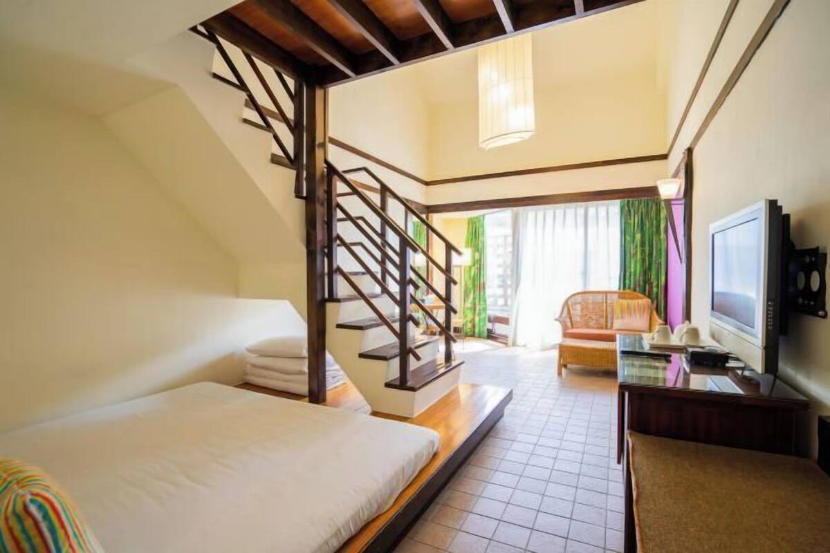 In-room safe, desk, blackout curtains, soundproofing