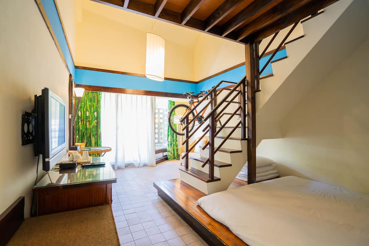 In-room safe, desk, blackout curtains, soundproofing