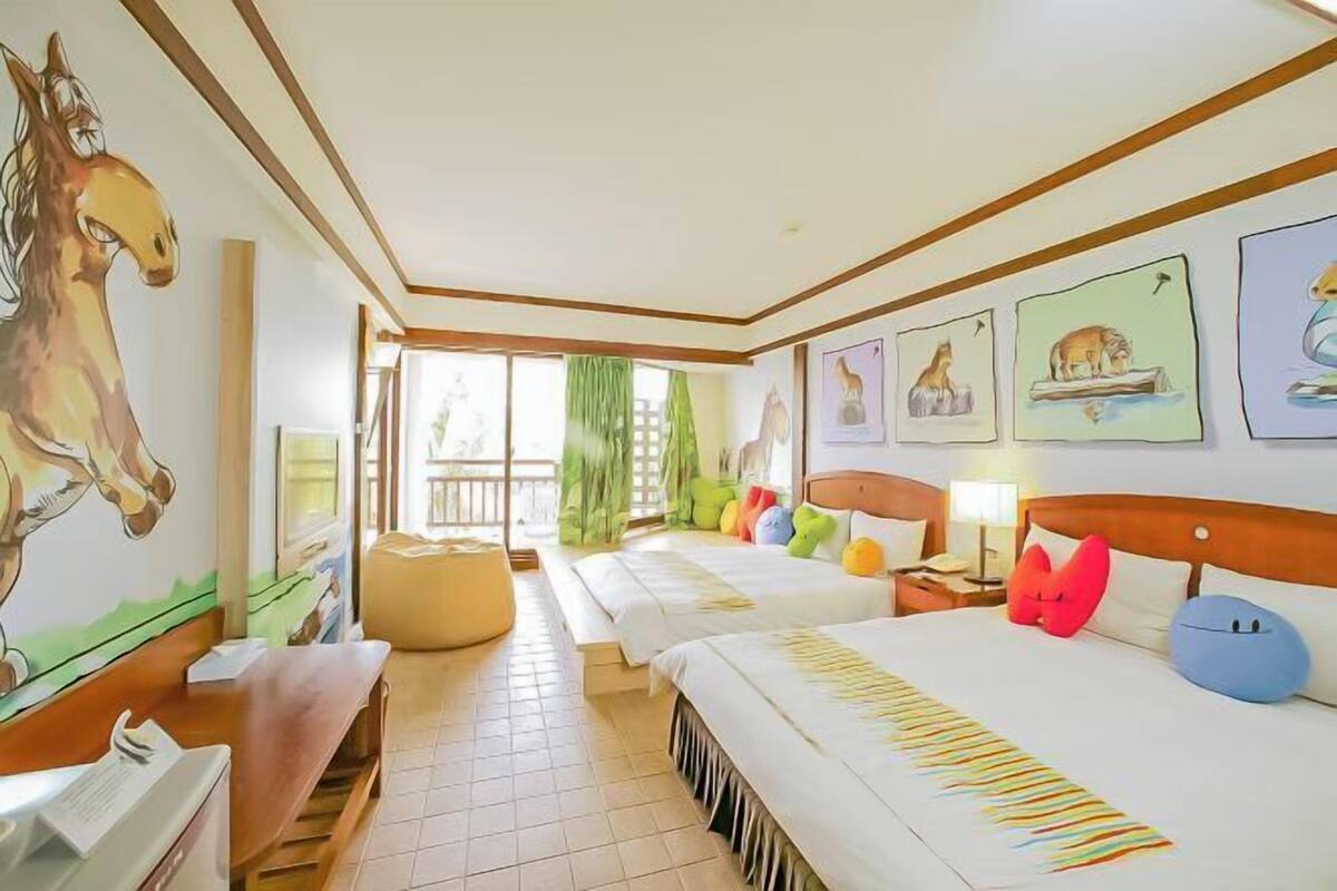 In-room safe, desk, blackout curtains, soundproofing