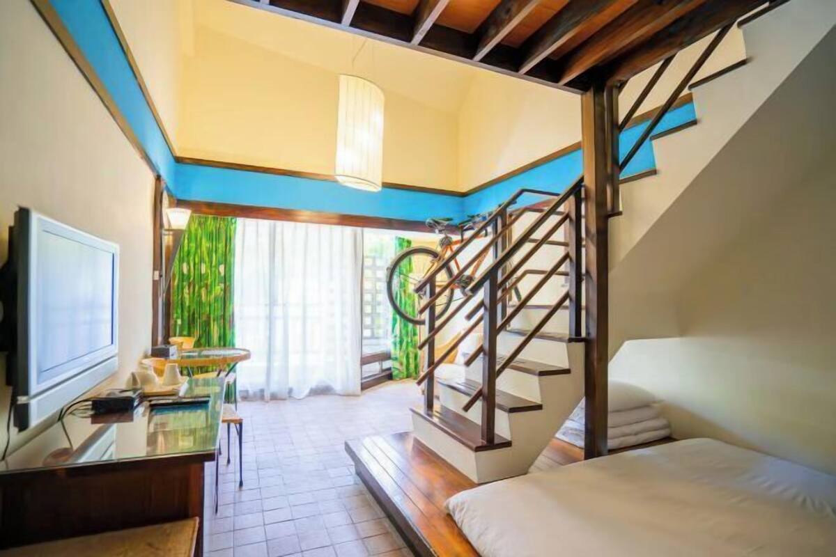 In-room safe, desk, blackout curtains, soundproofing