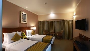 Premium Room | In-room safe, desk, blackout curtains, iron/ironing board