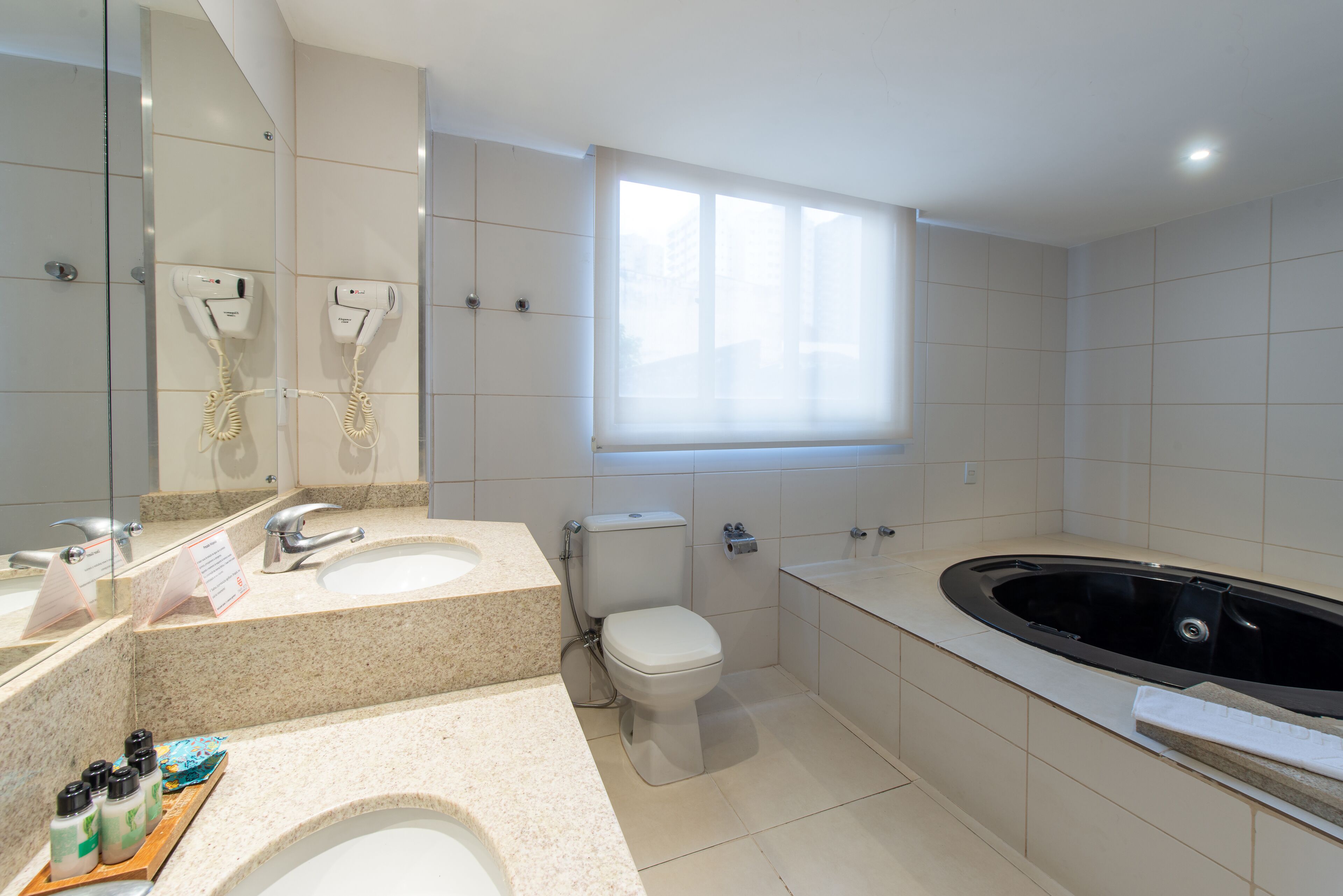 suíte executiva | 1 bedroom, minibar, in-room safe, desk