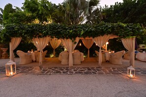 6 Restaurants, Frühstück, Mittagessen, Abendessen, internationale Küche