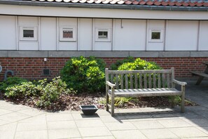Courtyard - Motel Spar 10 (Viborg)