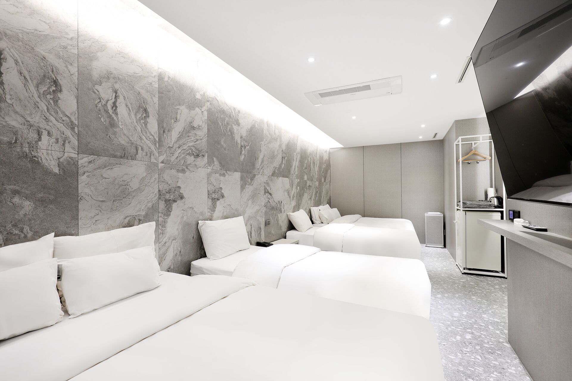 Grand Quadruple Room | Premium bedding, down duvets, memory-foam beds, in-room safe