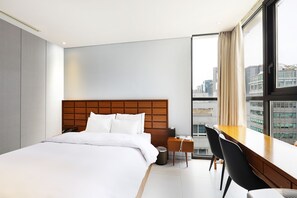 Deluxe tweepersoonskamer | Luxe beddengoed, donsdekens, bedden met traagschuimmatrassen