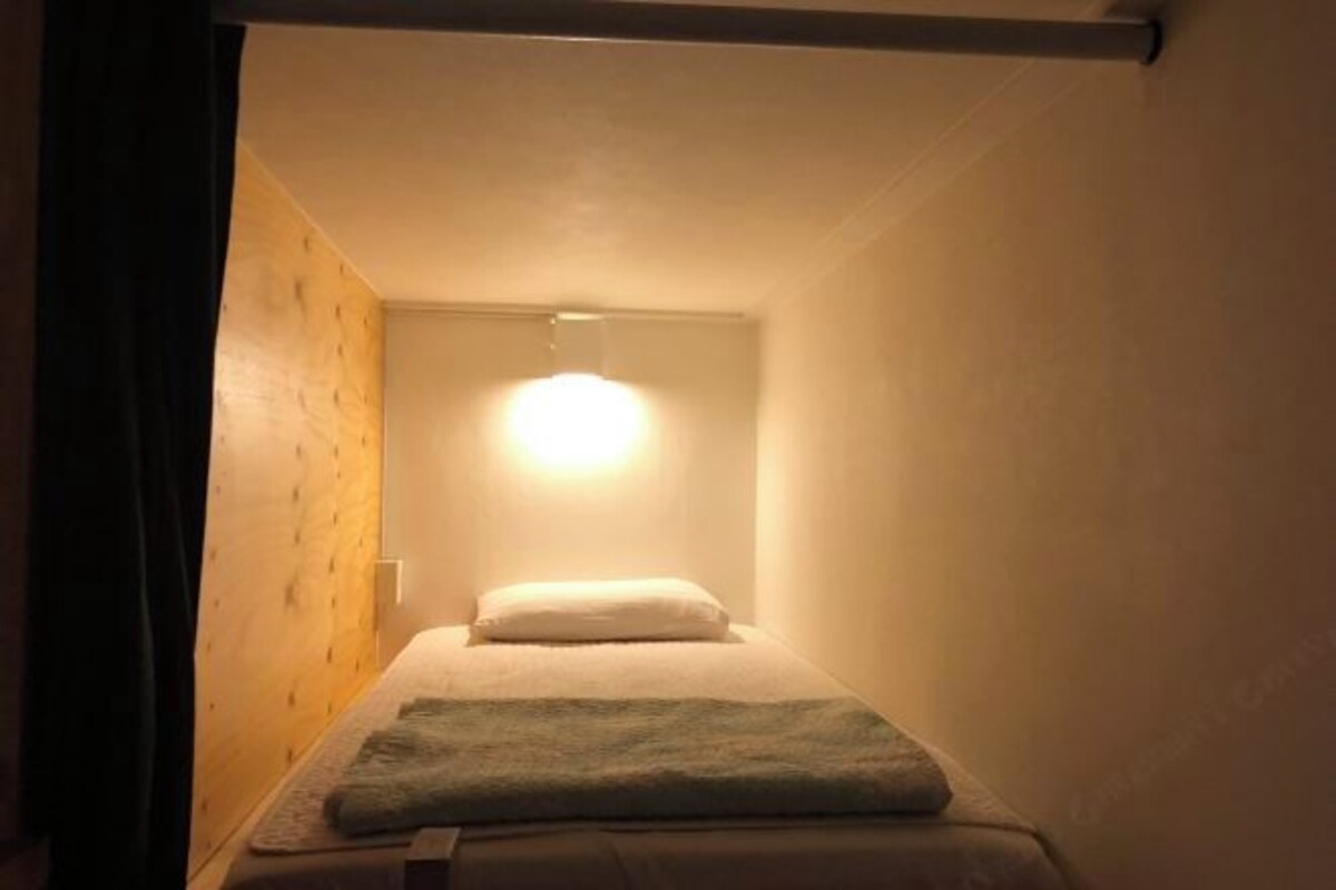 Bed In 6 Beds Female Dormitory