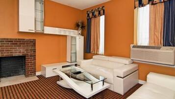 Executive Suite, 1 King Bed, Non Smoking, Jetted Tub (2 Separate Rooms) | 1 bedroom, desk, laptop workspace, soundproofing