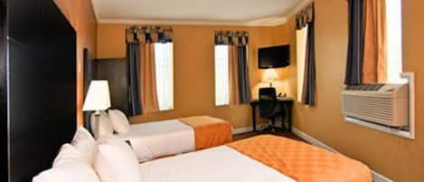 Standard Quadruple Room, 2 Double Beds, Non Smoking | 1 bedroom, desk, laptop workspace, soundproofing