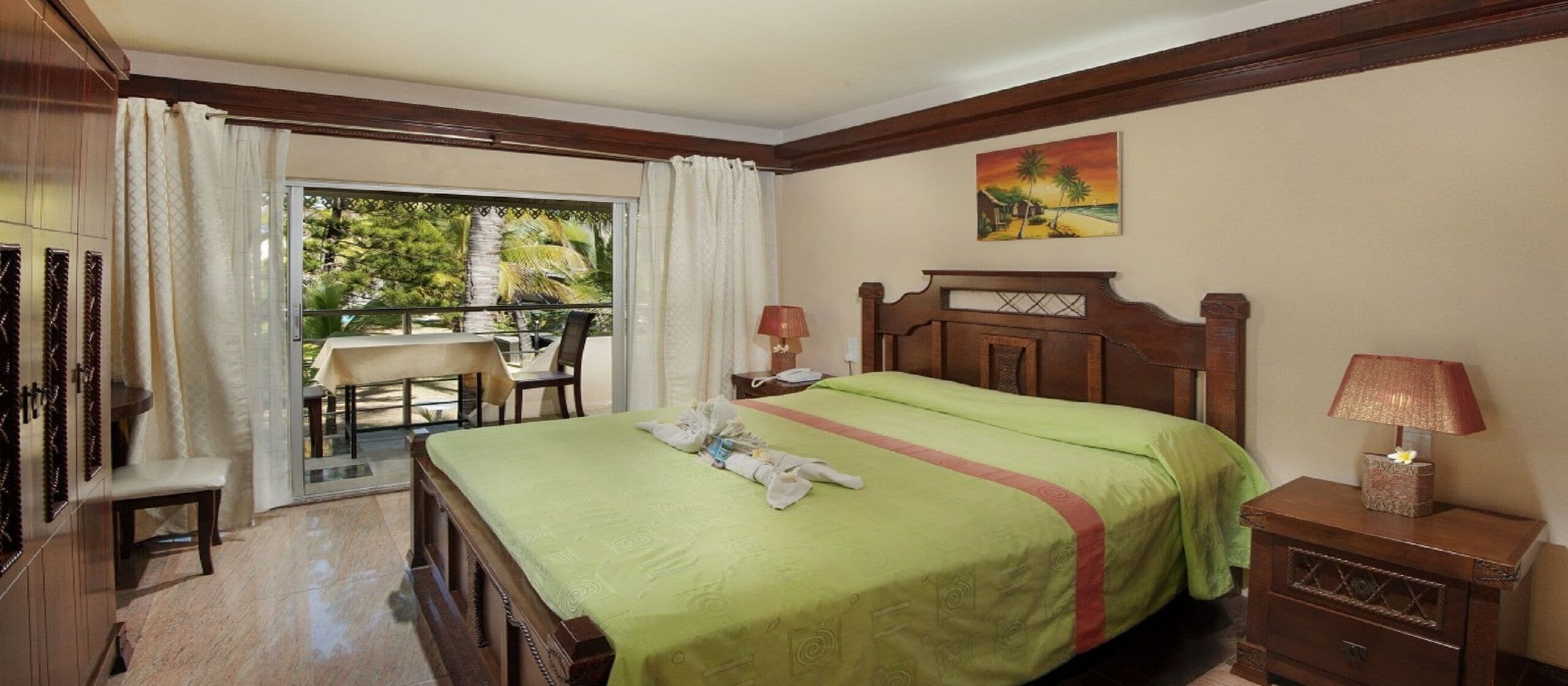 In-room safe, desk, blackout drapes, free cribs/infant beds