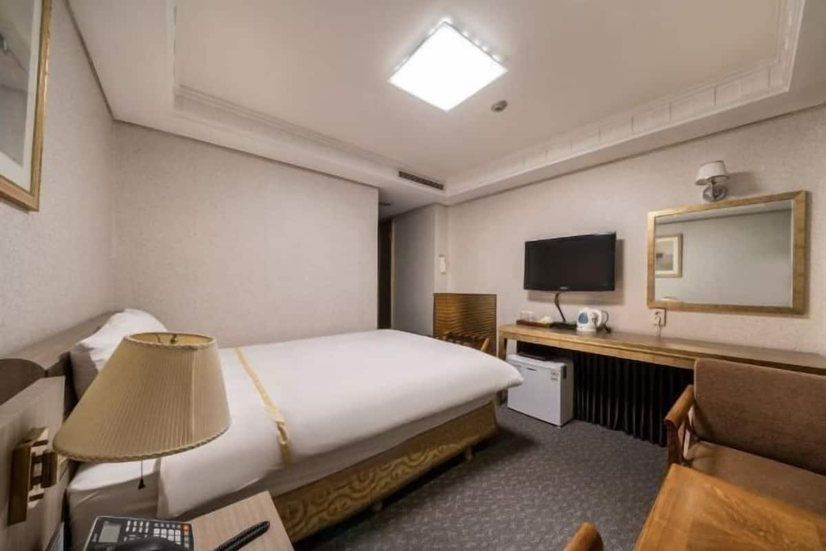 Biancheria da letto di alta qualità, minibar, una cassaforte in camera