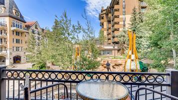 Studio, 1 Queen Bed with Sofa bed | Balcony view
