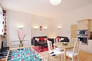 Área de sala de estar | Televisión de pantalla plana 