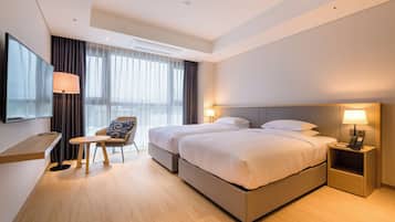 Superior Twin Room, Mountain View, Annex Building (Annex) | Premium bedding, in-room safe, blackout drapes, iron/ironing board