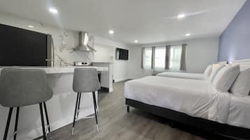 Premium Studio Suite | Free WiFi, bed sheets