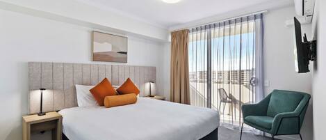In-room safe, desk, blackout drapes, soundproofing
