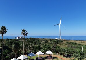 Twin Room, Ocean View | Wi-fi percuma, cadar katil, akses kerusi roda 