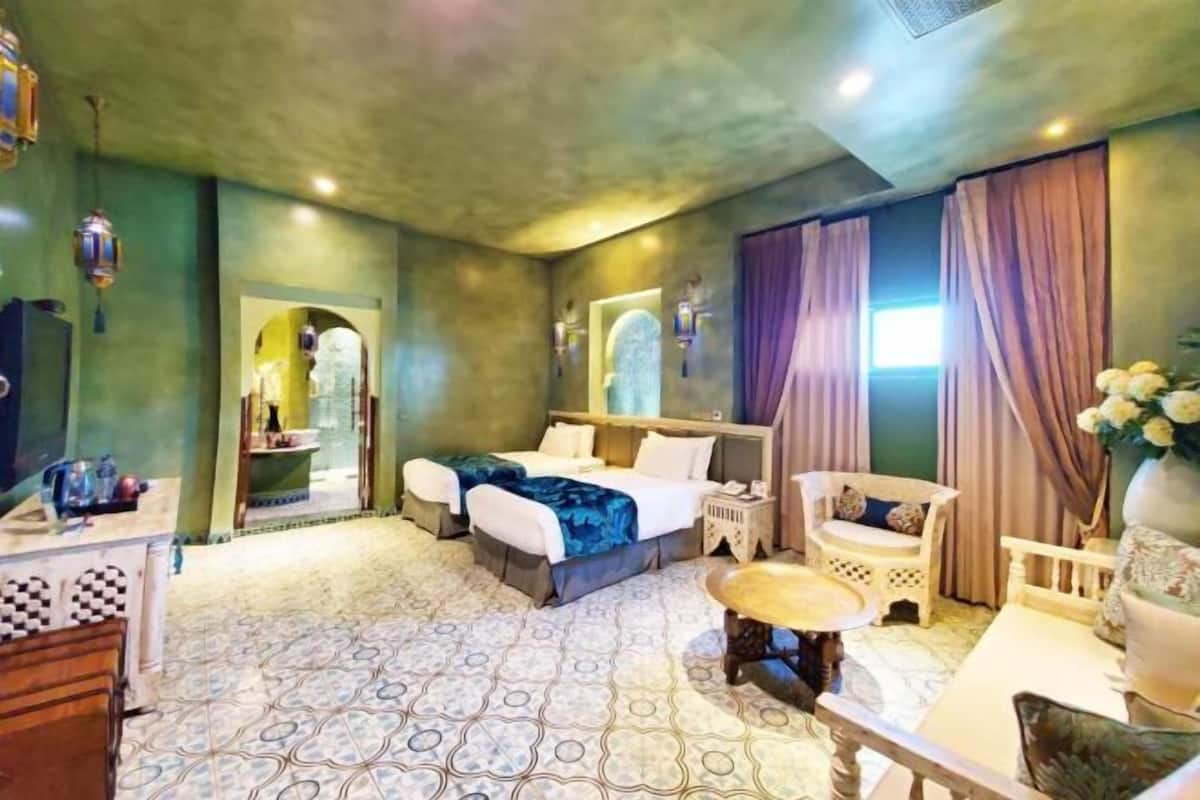 In-room safe, individually decorated, individually furnished, desk