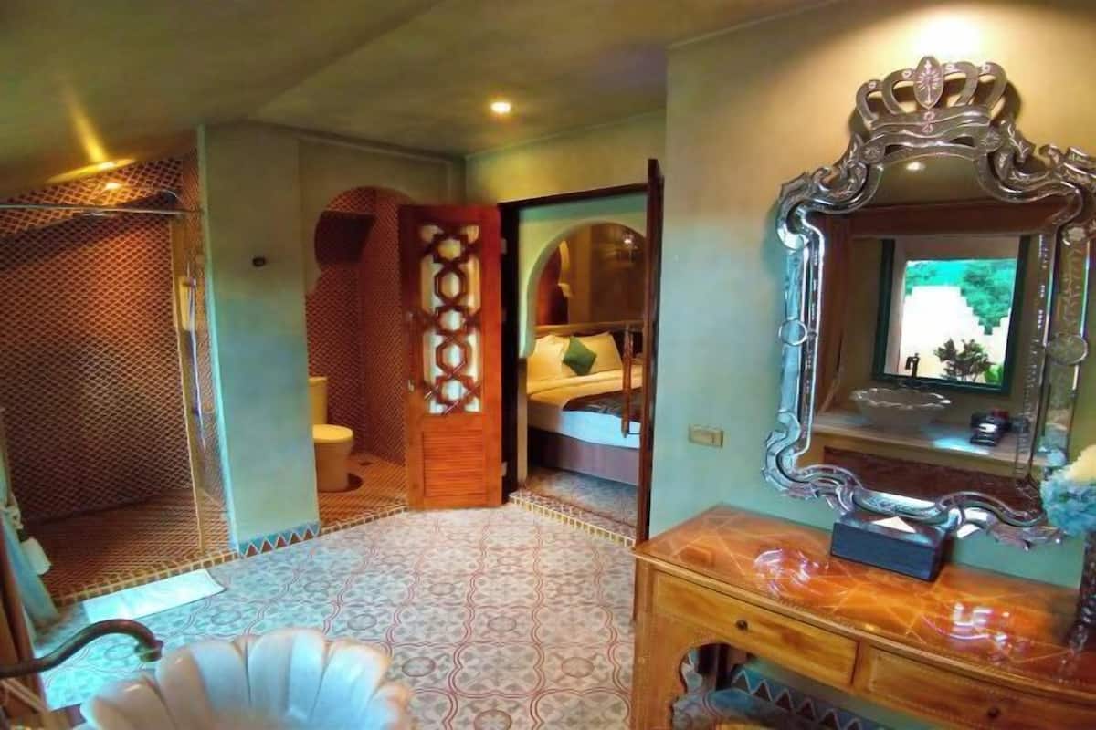 In-room safe, individually decorated, individually furnished, desk