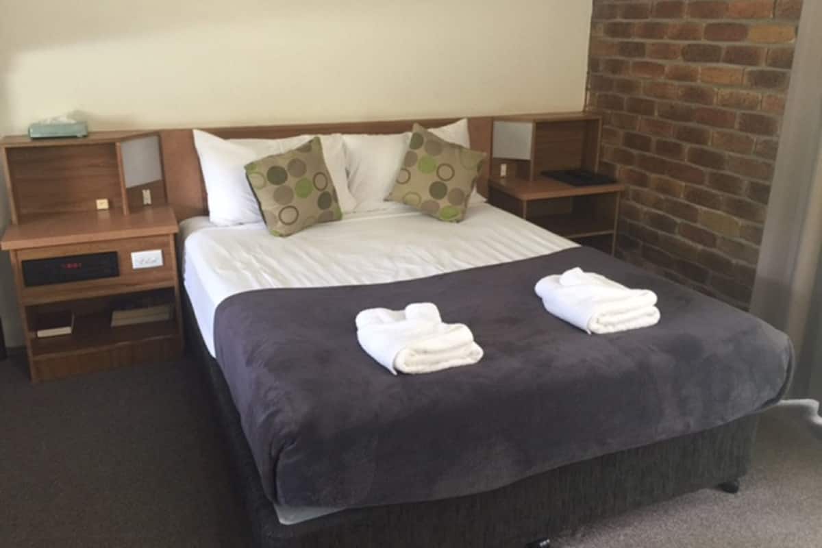 In-room safe, soundproofing, iron/ironing board, rollaway beds