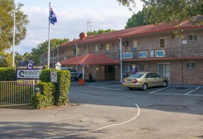 Free self-parking - Coomera Motor Inn (Coomera)