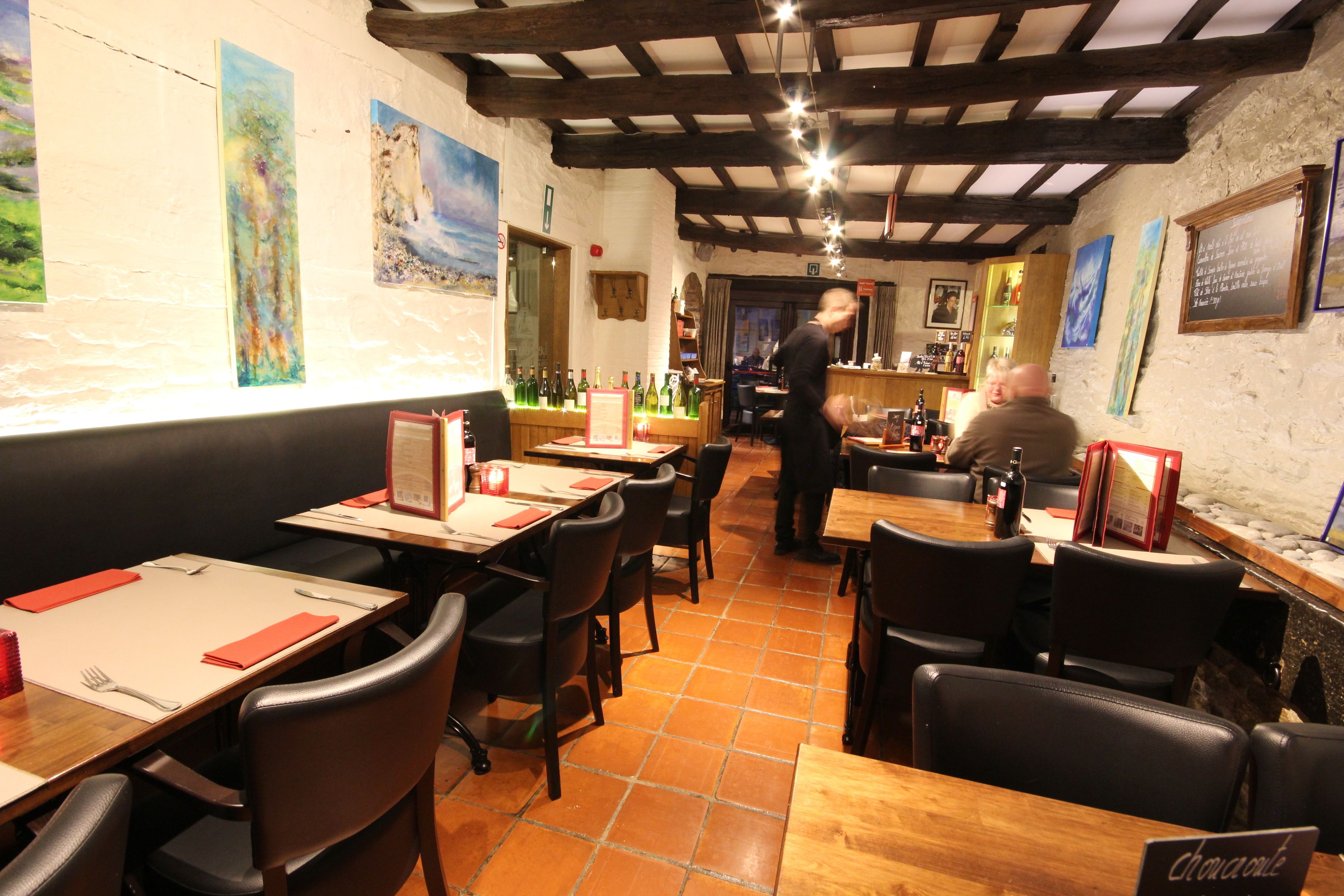 2 restaurants, breakfast, lunch, dinner served; belgian cuisine